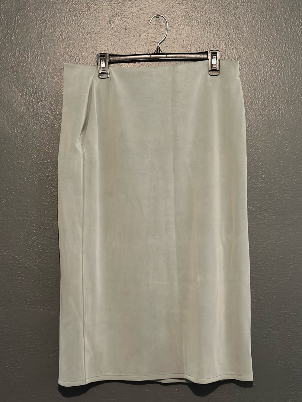 NWOT Lululemon Softstream High-Rise Midi Skirt in Grey Eucalyptus